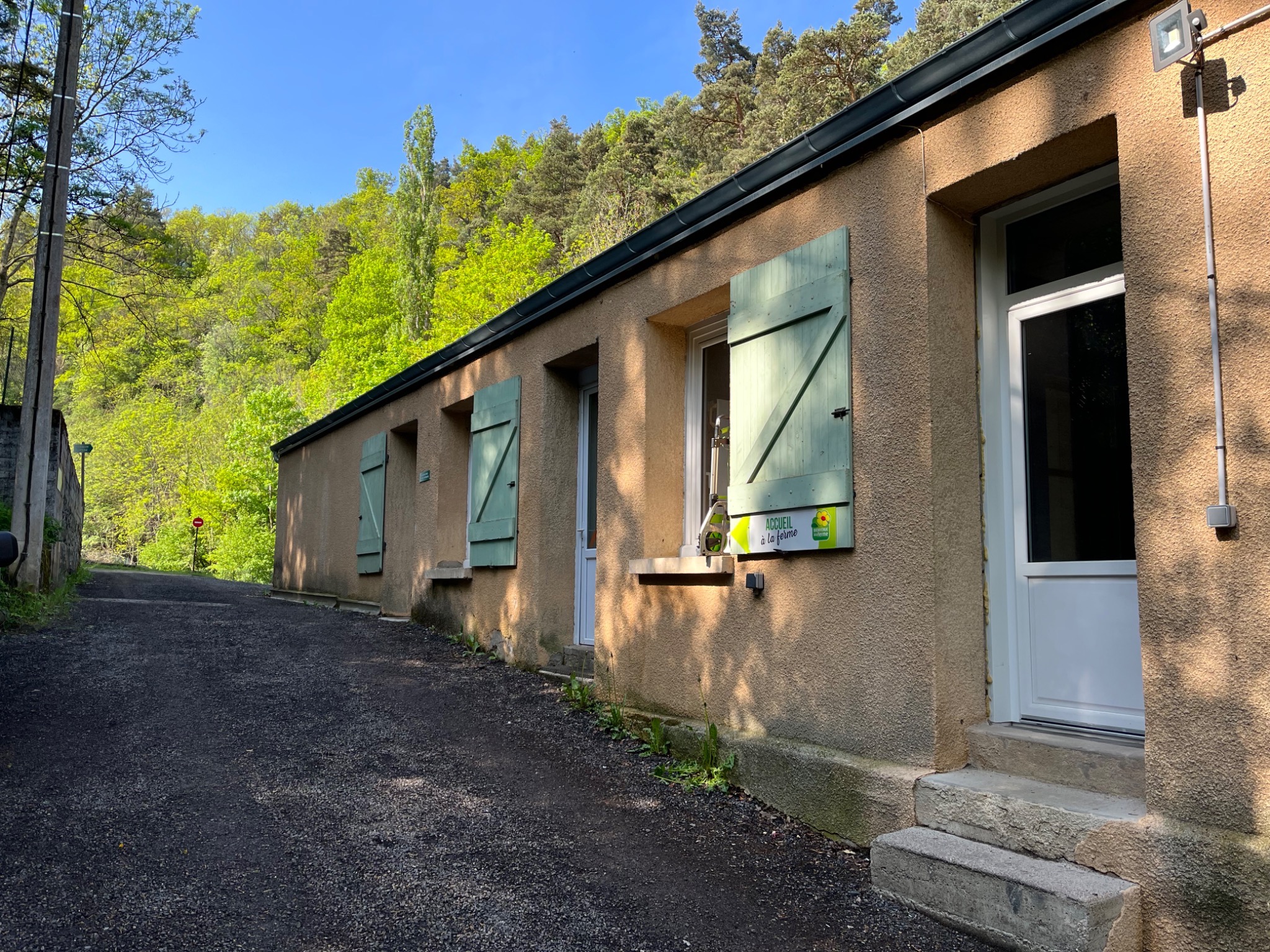 Boutique extérieure de la pisciculture